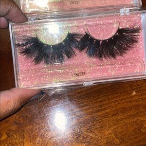 False eyelashes